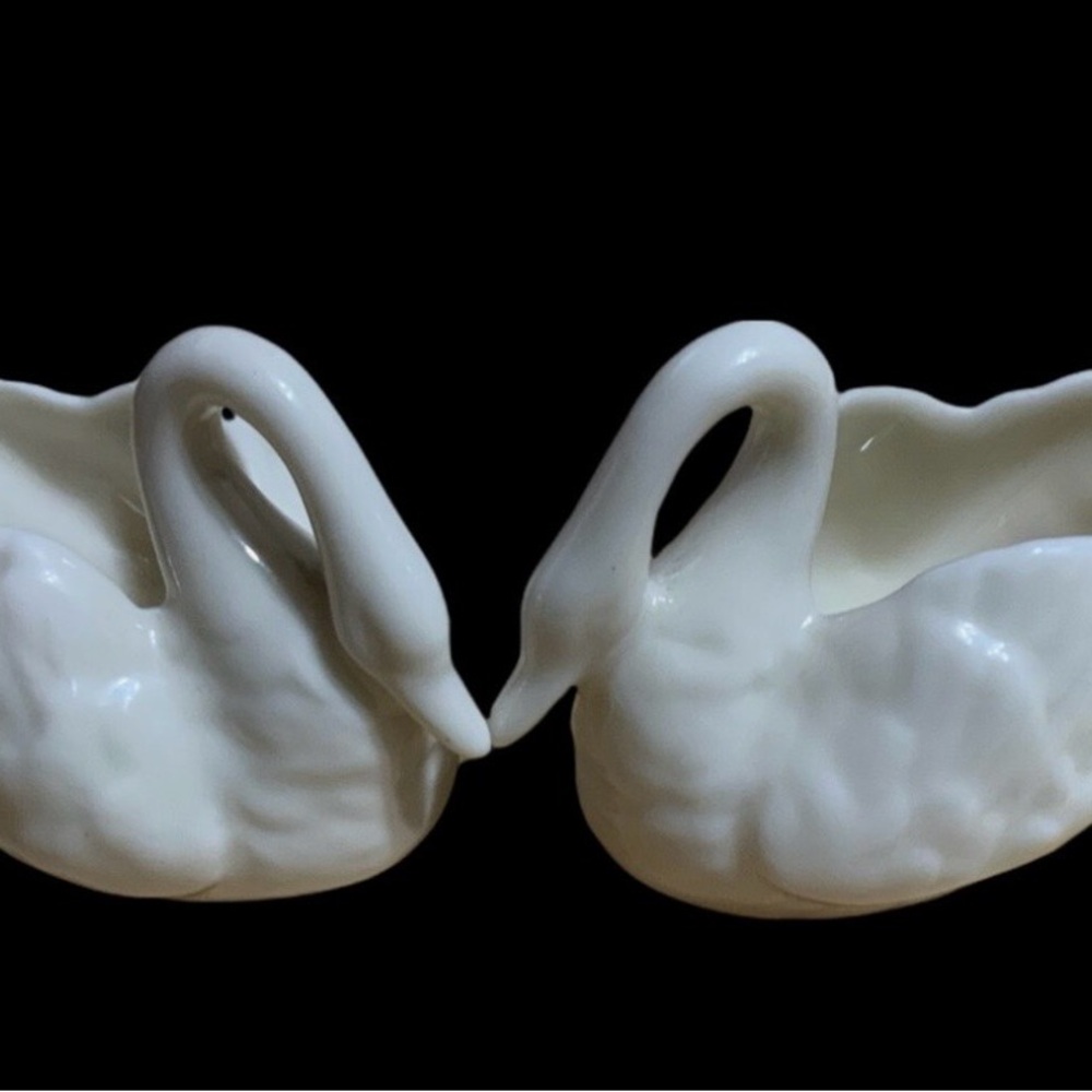 Lenox White Swan Salt Cellar/Trinket Dish Figurines